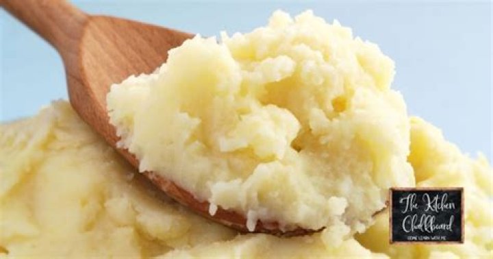 How many pounds of mashed potatoes per person?