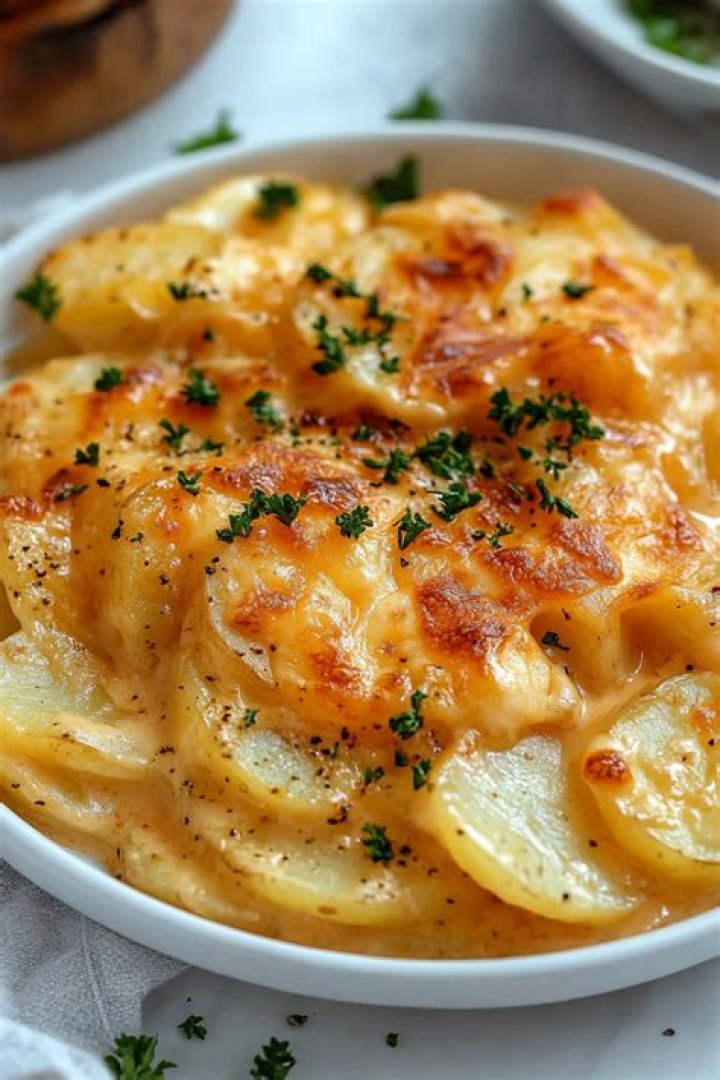 What to make with baked potatoes for dinner?